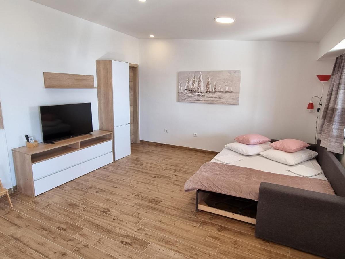 Sky Apartment *